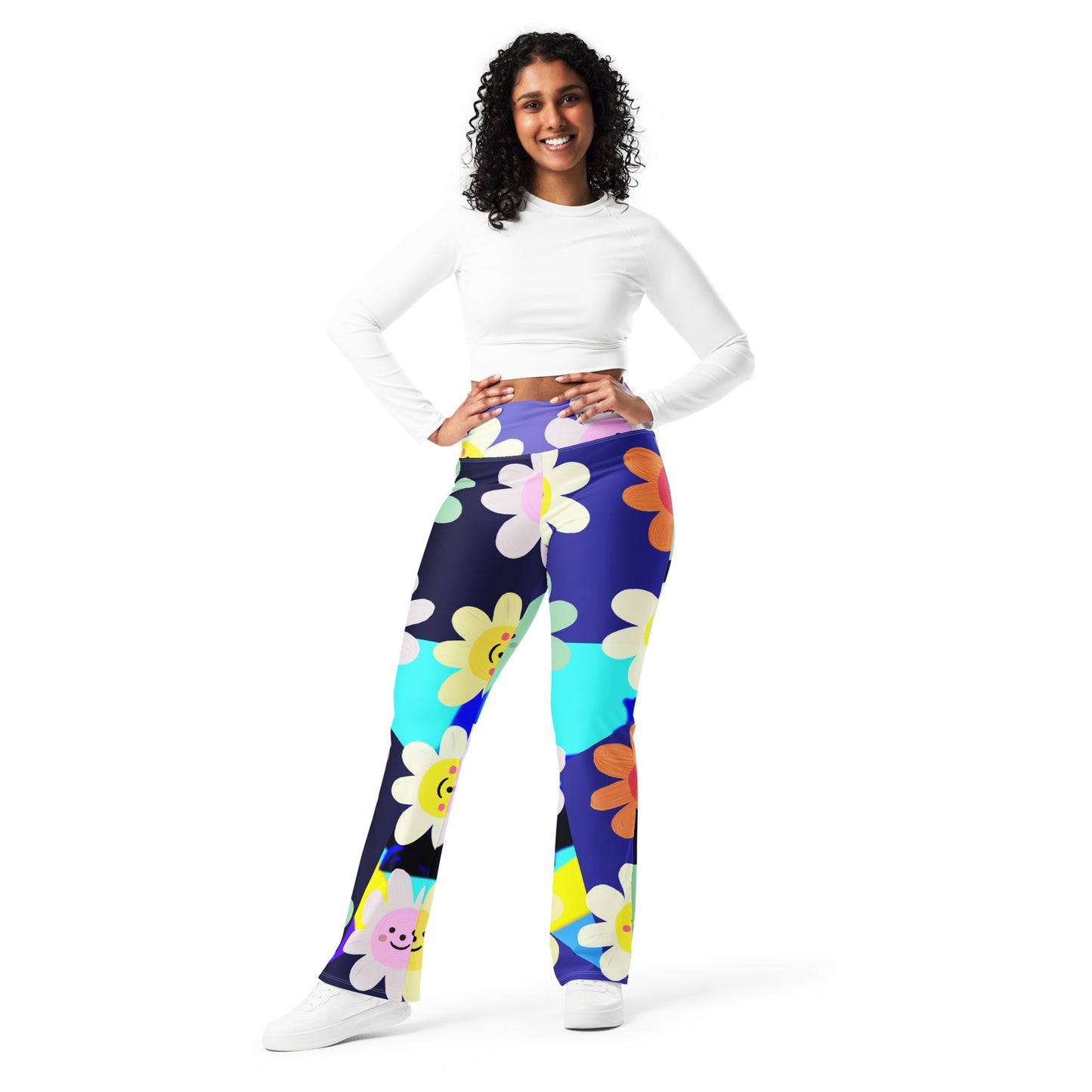 Cute Impasto Daisy flowers, STAR-Logo CALMNESS DESIGNS, CUTE-SMILY FACE Calmness Designs Flare leggings