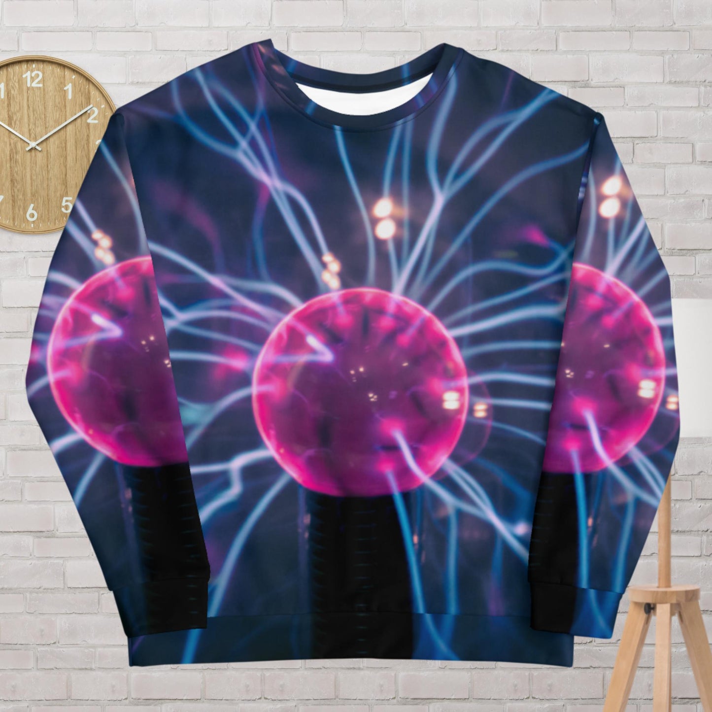 Plasma ball rays in the dark, Unisex Sweatshirt