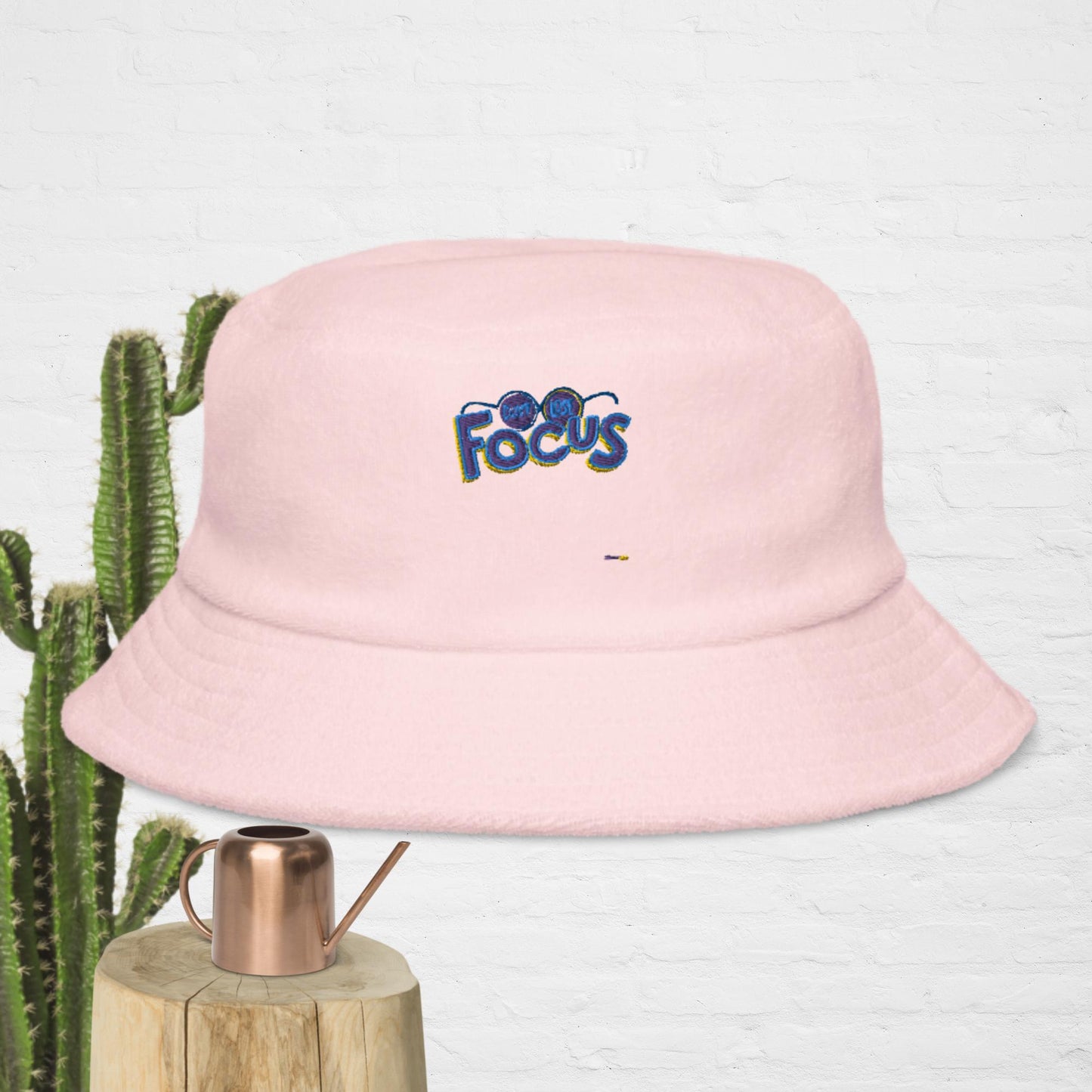 Don't Lose Focus, Unstructured terry cloth bucket hat
