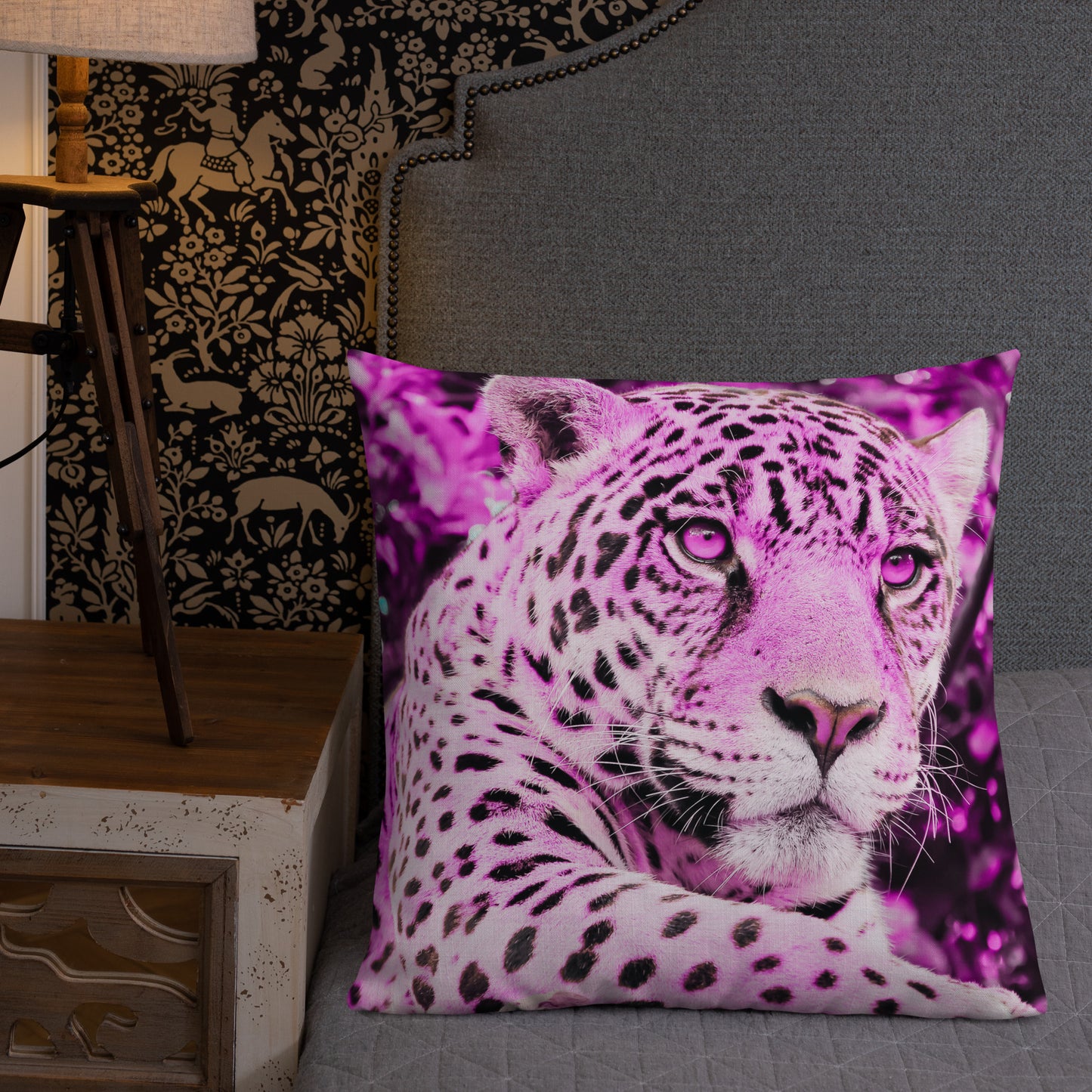 Beautiful Tiger Head   Premium Pillow